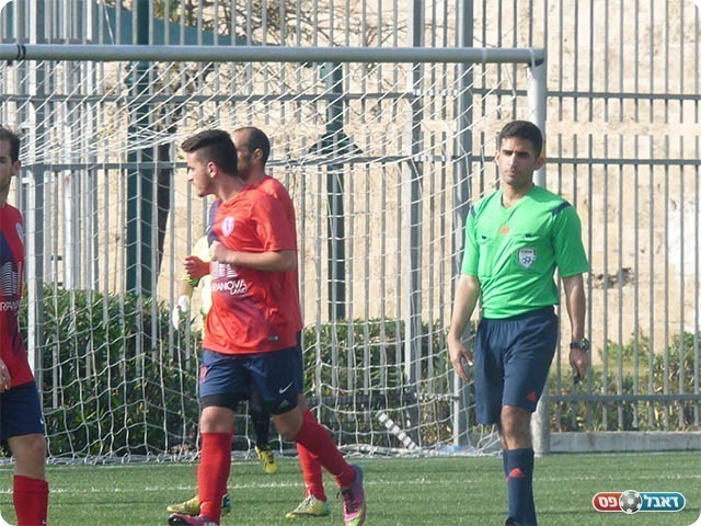 בר עטר שופט המשחק (אלי שמואלי)